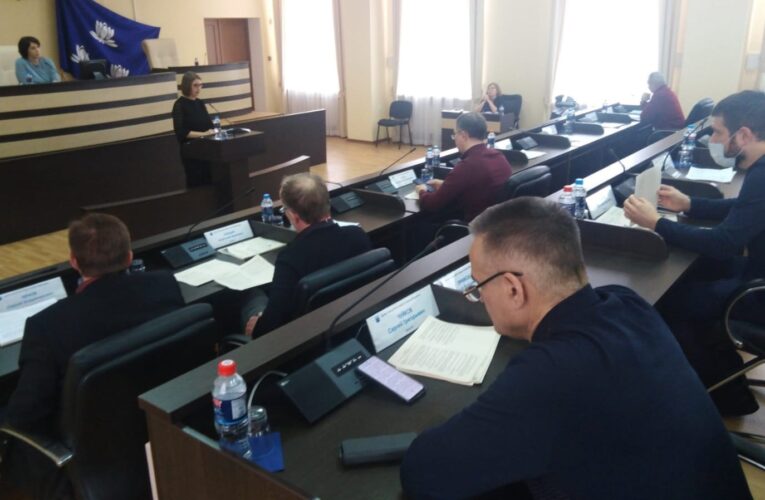 Заседание комитетов Думы.