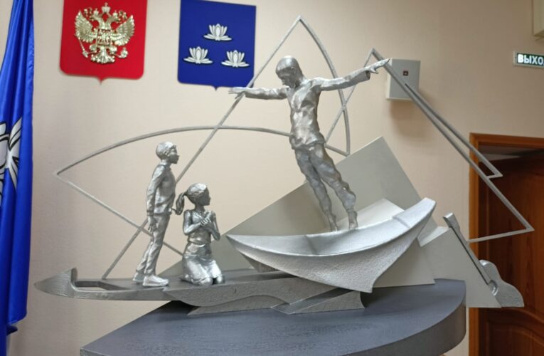 МАКЕТ ПАМЯТНИКА ВАЛЕРИЮ ГРУШИНУ