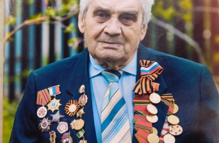 УШЛА ЛЕГЕНДА…
